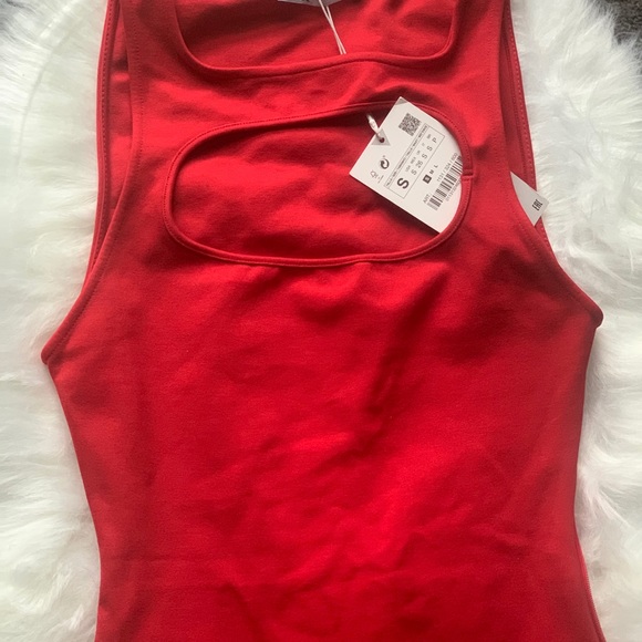 Dress - Picture 3 of 4